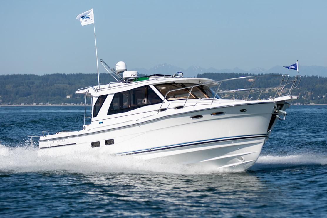 Boat Sea Ray 370 Sundancer for Sale